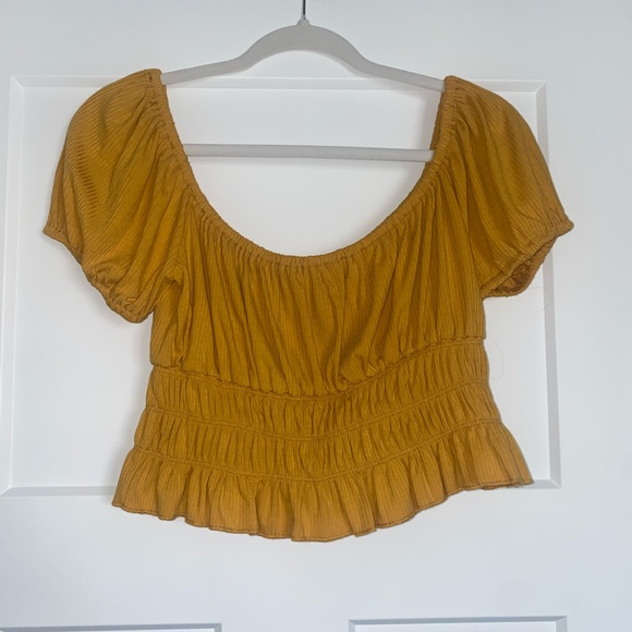 Yellow blouse - Picture 1 of 4